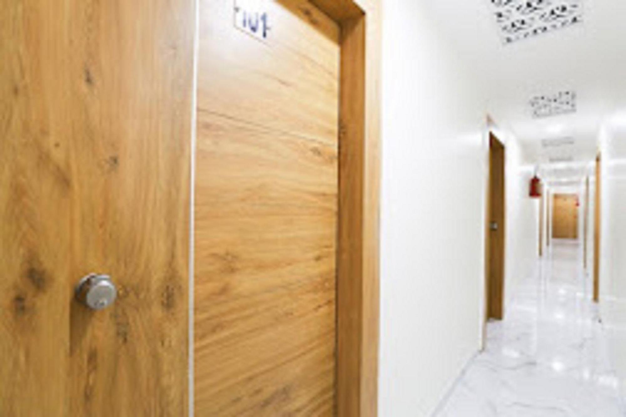 Hotel New Lake View Ahmedabad Buitenkant foto